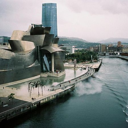 Modern Bilbao Apartment Barakaldo Exterior photo